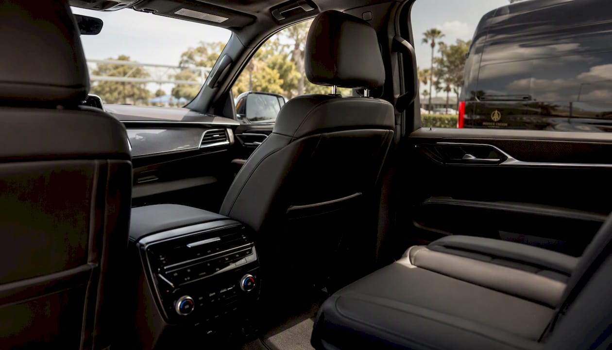Luxury minivan interior seating and controls