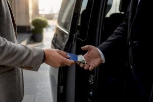 Stop Overpaying Drivers. Car Service Tipping for Travelers (15–20%)