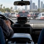 Flat Rate vs Metered Taxi: Who Pays for Traffic?